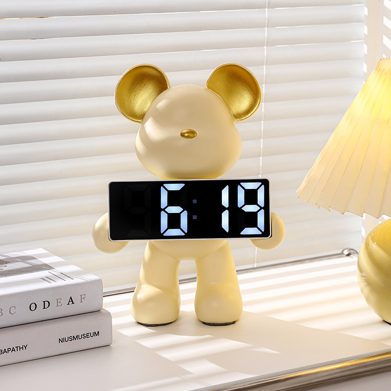 İskandinav Tarzı Reçine Ayı Sa - Led Desk Clock incelemesi ve fiyatı